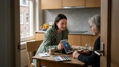 Goed ouder worden na je 60e: 8 kleine signalen dat je nog echt geniet (en hoe je dat voedt)